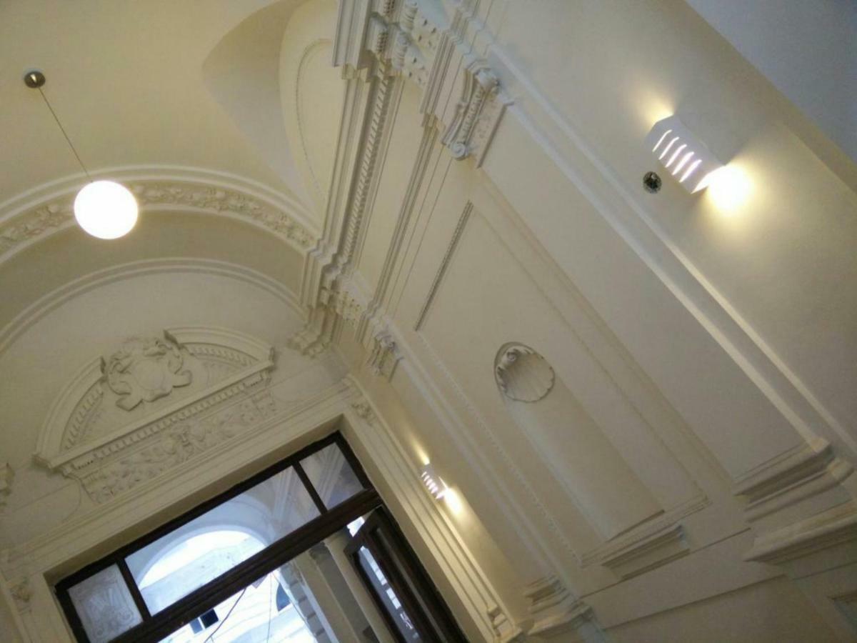 Heart Of The City, Entire Very Big Apartment Budapest Esterno foto
